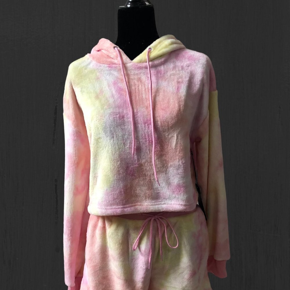Ci Sono Wubby Tie Dye Hoodie and Shorts